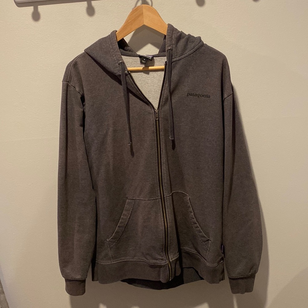 Medium Mens Patagonia Sweatshirt